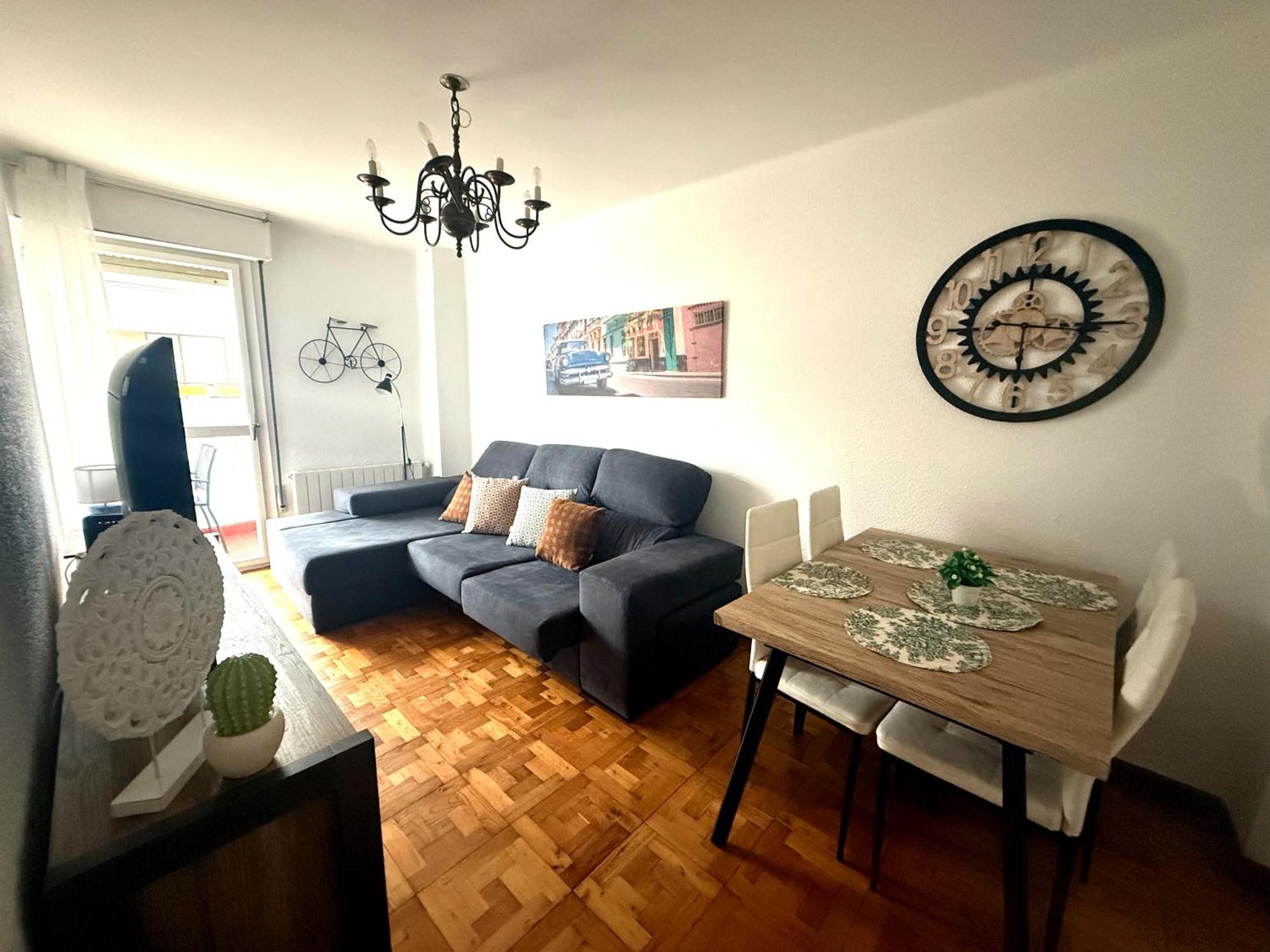 Piso Con Preciosa Galeria Y Garaje * Santander